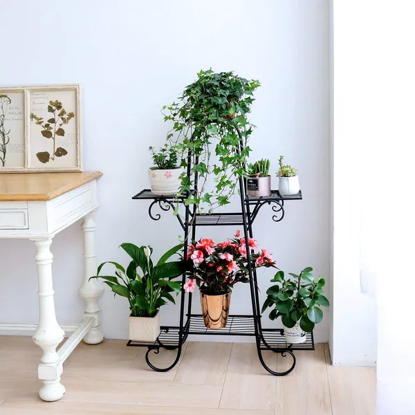 Metal_Plant_Stand