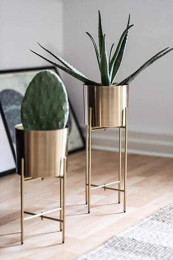 Metal_Plant_Stand
