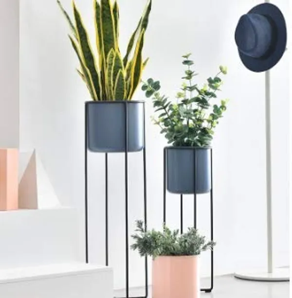 Metal_Plant_Stand_Set