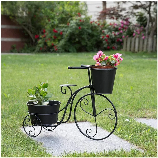 Metal_Standing_Planter