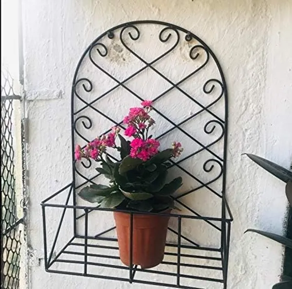 Wrought_Iron_Wall_Bracket_For_Plant_Pots_Set_Of_2