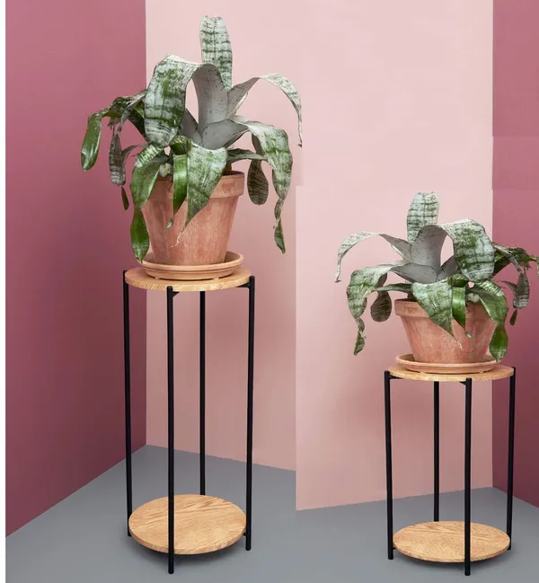 Plant_Stand_With_Wood_Trays