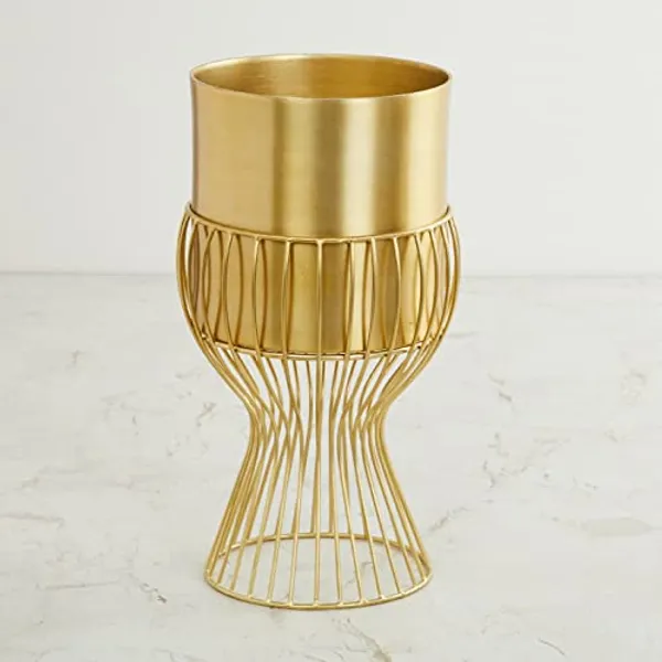 Round_Metal_Planter_Stand_With_Pot