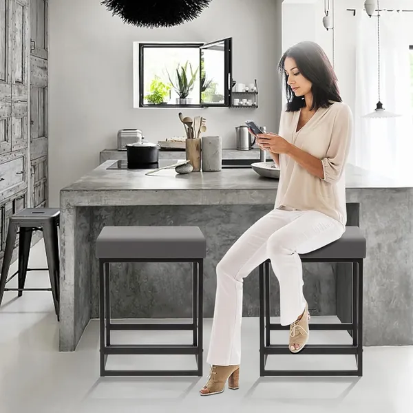 Upholstered_Counter_Height_Bar_Stool_With_Metal_Frame
