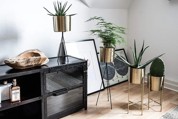 Planter_With_Stand_Set_Of_2