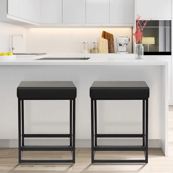 Upholstered_Bar_Stool_With_Metal_Frame