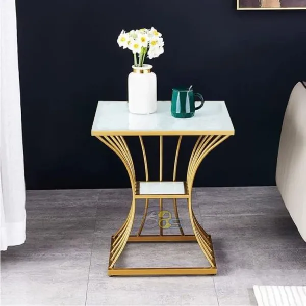 Coffee_Table_With_Metal_Frame