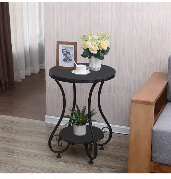 Round_Coffee_Table_With_Metal_Base