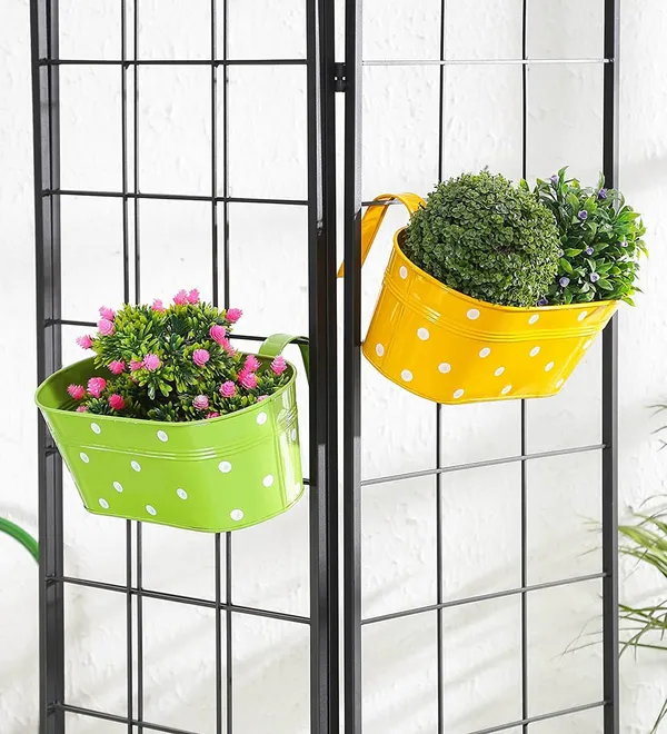 Metal_Railing_Planter