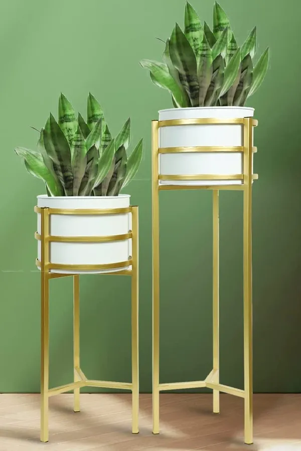 Metal_Succulent_Pot_Holder_With_Stand