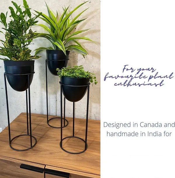 Metal_Floor_Planter_With_Stand_Set_Of_3