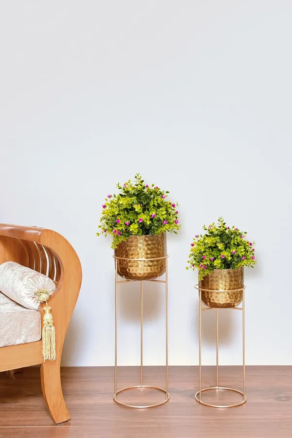 Gold_Metal_Floor_Plant_Stand