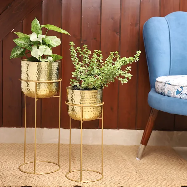 Metal_Plant_Stand_With_Planter_Pot
