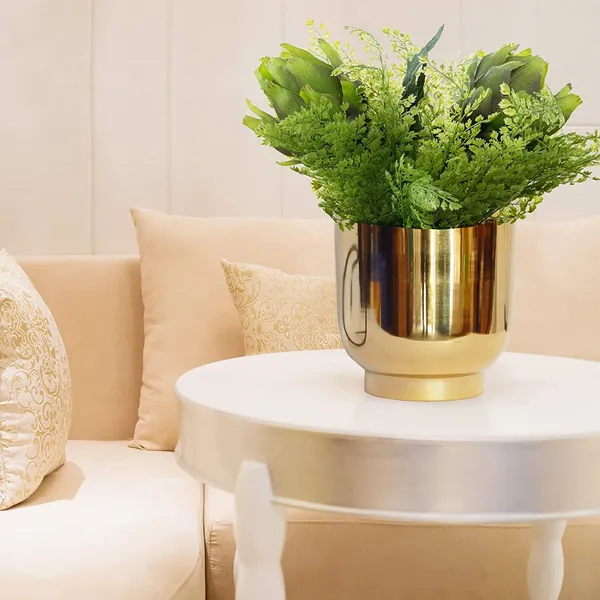 Metal_Plant_Pot_With_Stand