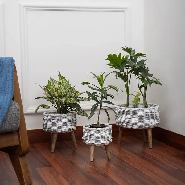 Metal_Plant_Stand_With_Planter_Pot