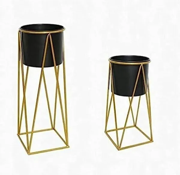 Iron_Flower_Pot_Stand_With_Planter