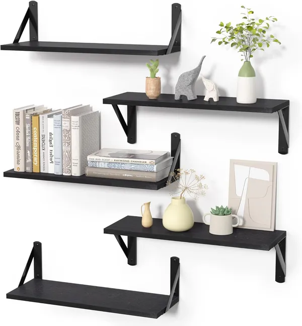 Floating_Wall_Shelves_With_Brackets
