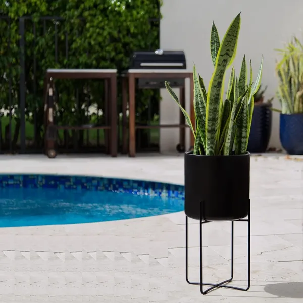 Metal_Plant_Stand