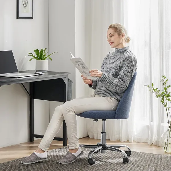 Armless_Fabric_Office_Chair_With_Wheels
