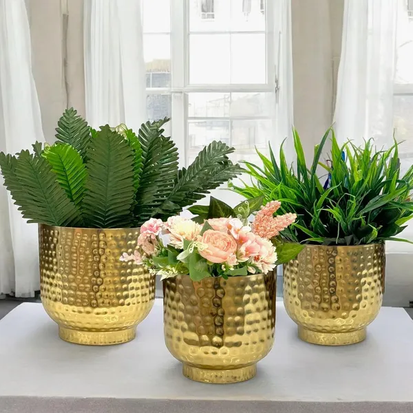 Metal_Hammered_Planter_Set
