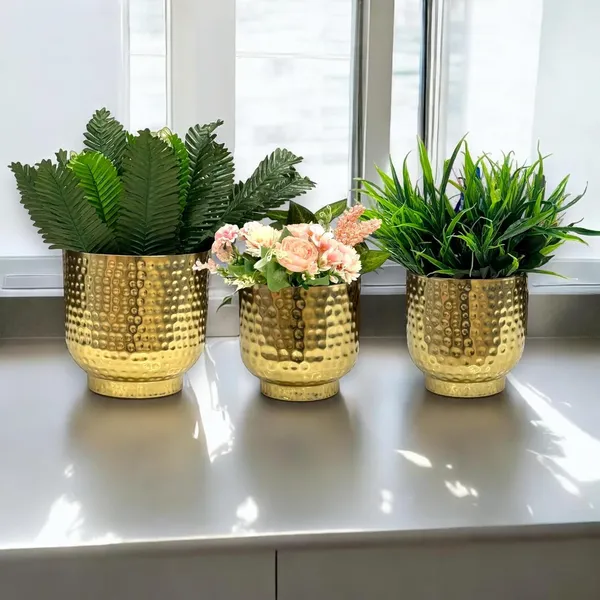 Metal_Hammered_Planter_Set