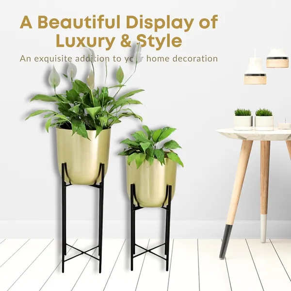 Metal_Planter_With_Stand
