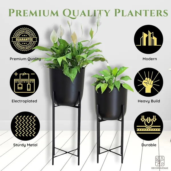 Metal_Planter_With_Stand
