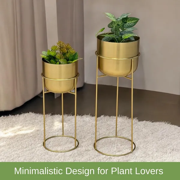 Metal_Planter_With_Stand