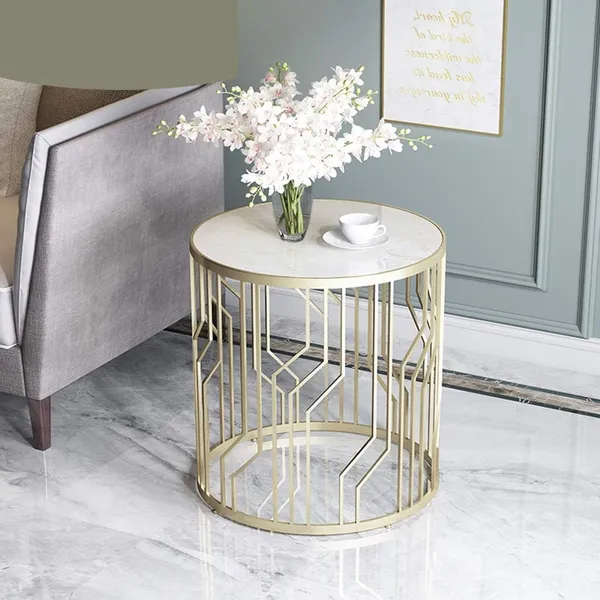 Round_Marble_Top_End_Table_With_Metal_Base
