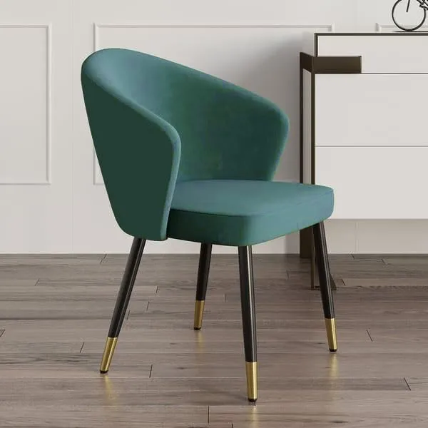Velvet_Dining_Chair_With_Wooden_Legs