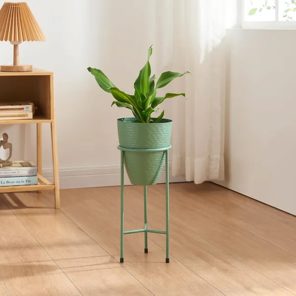 Metal_Flower_Stand_With_Pot