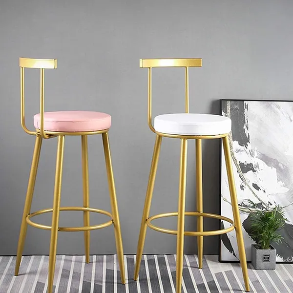 Bar_Stool_With_Footrest