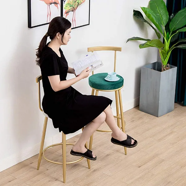 Bar_Stool_With_Footrest