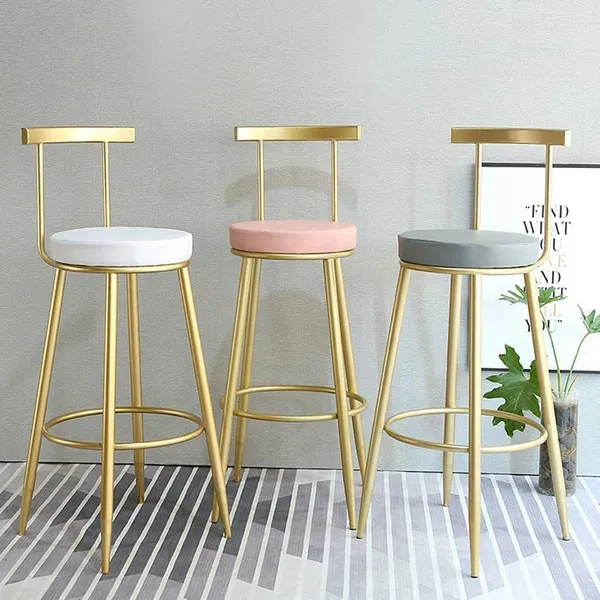 Bar_Stool_With_Footrest