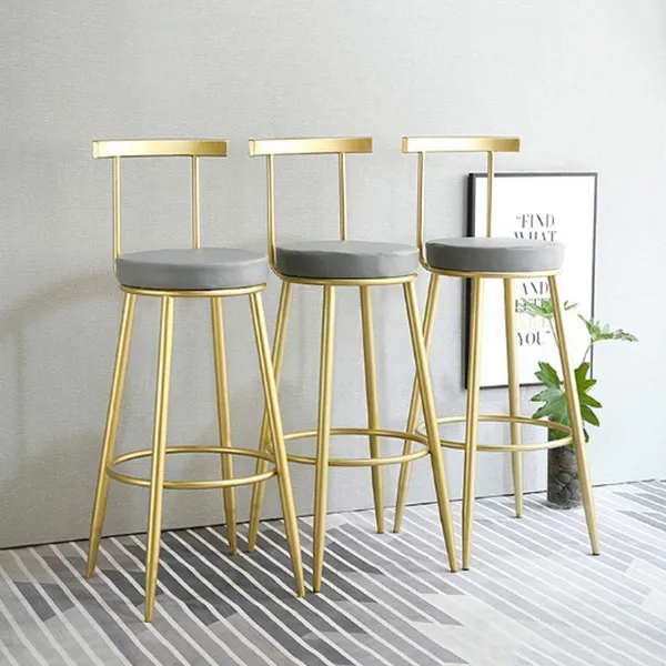 Bar_Stool_With_Footrest