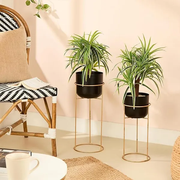 Metal_Floor_Planter_With_Stand