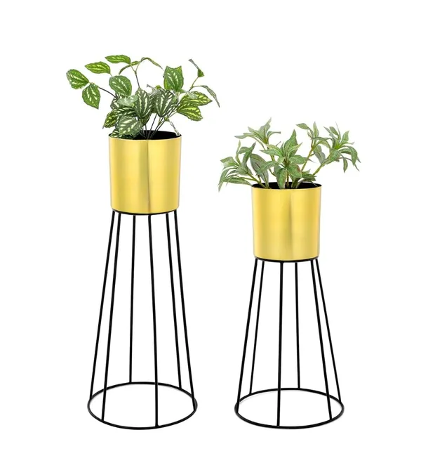 Metal_Planter_With_Stand