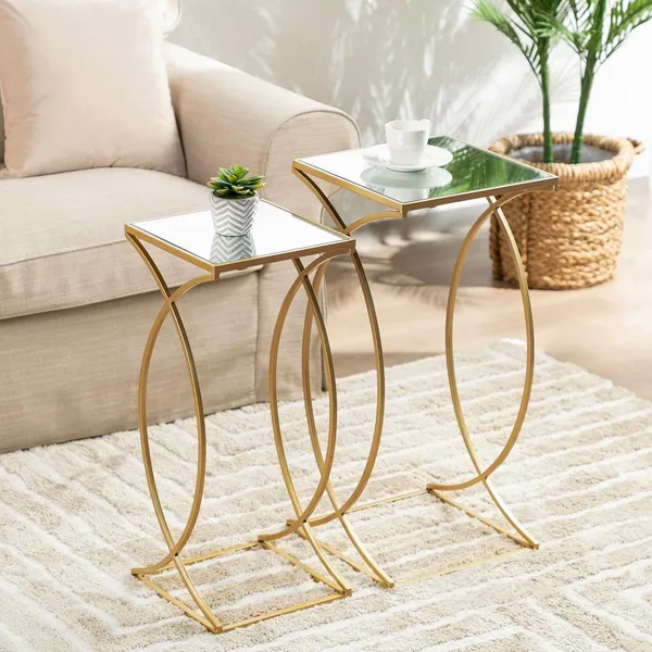 Nesting_Side_Tables_Set_With_Metal_Frame_And_Glass_Top