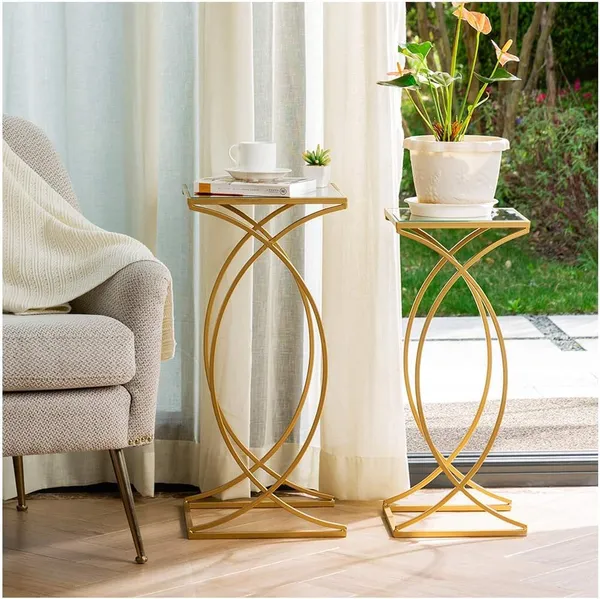 Nesting_Side_Tables_Set_With_Metal_Frame_And_Glass_Top