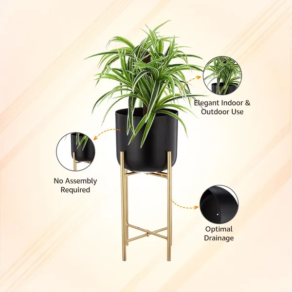 Metal_Plant_Stand_With_Pot