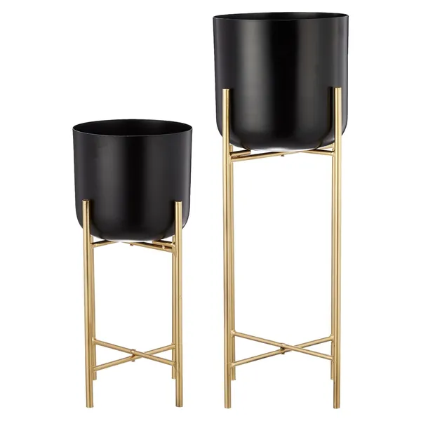 Metal_Plant_Stand_With_Pot
