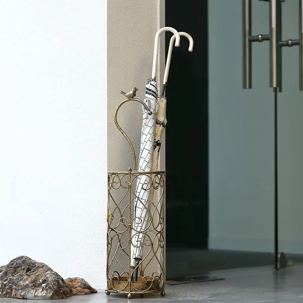 Umbrella_Rack_With_Drip_Tray
