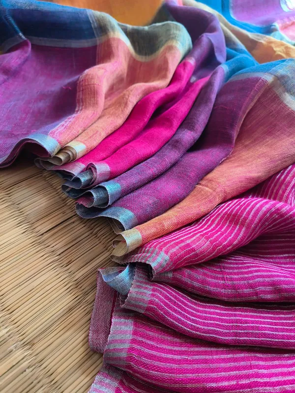 Colouring_Check_linen_Saree