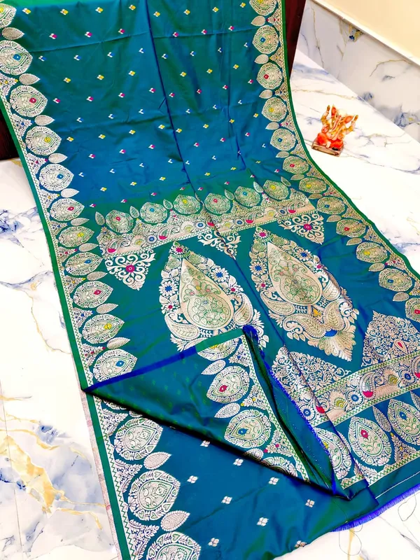 Teal_Woven_Ethnic_Saree_for_Women