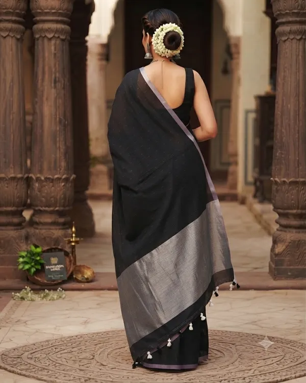Linen_Jharna_Work_Saree_With_Blouse_Piece