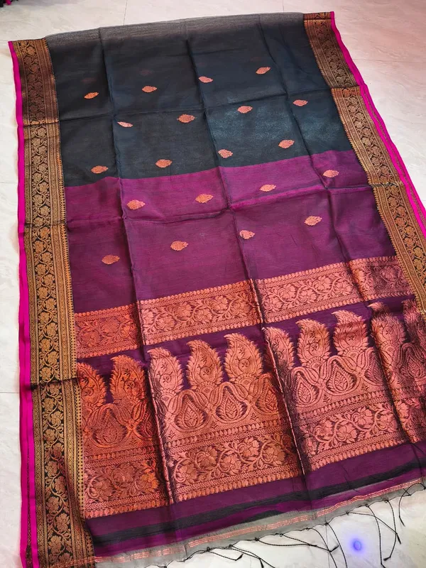 pure_handwork_muslin_saree