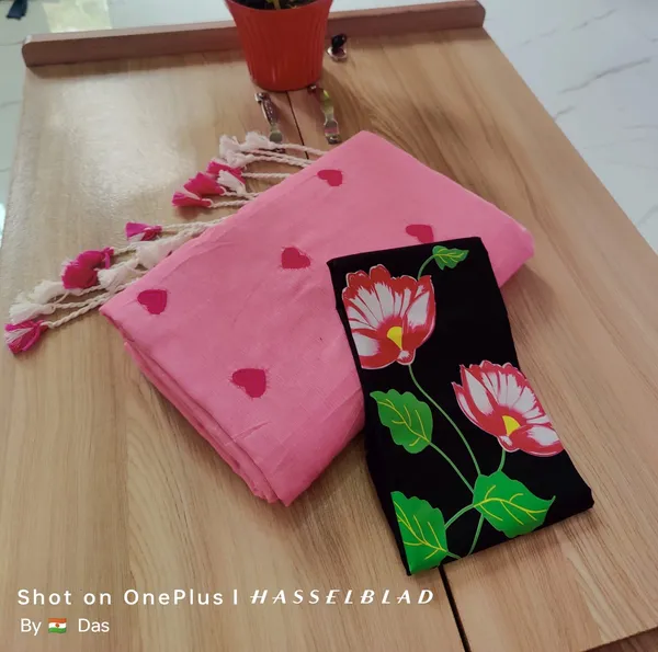 Love_Embroidery_Saree_with_digital_print_with_blouse