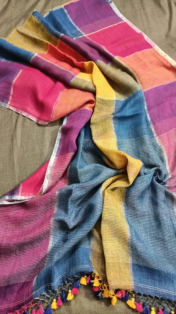 Colouring_Check_linen_Saree