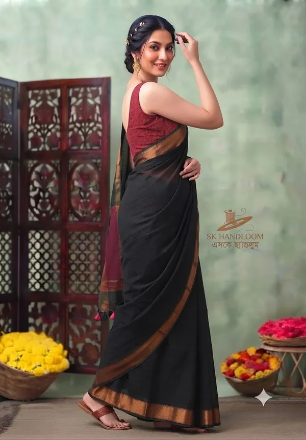 100%_pure_viscos_cotton_handlom_with_trademark_contrast,_Pallu_Blouse,_please