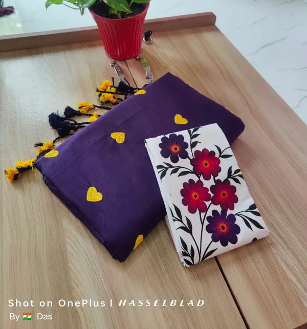 Love_Embroidery_Saree_with_digital_print_with_blouse